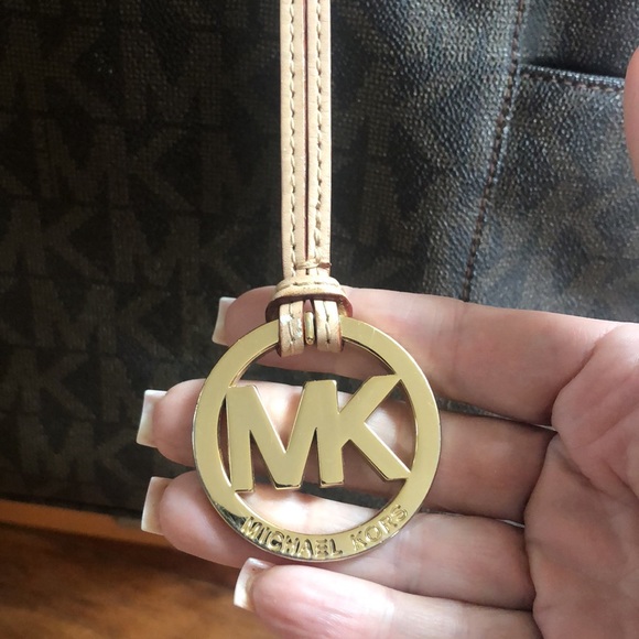 Michael Kors Horizontal Tote - Picture 2 of 9